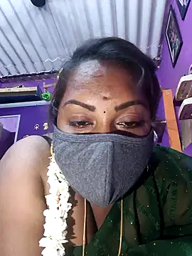 Tamil_Hot_Priya Live XXX-chat