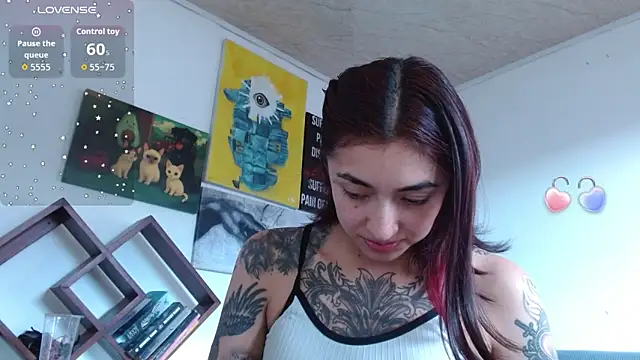 Chatroom XXX en direct de ZoeBakers_