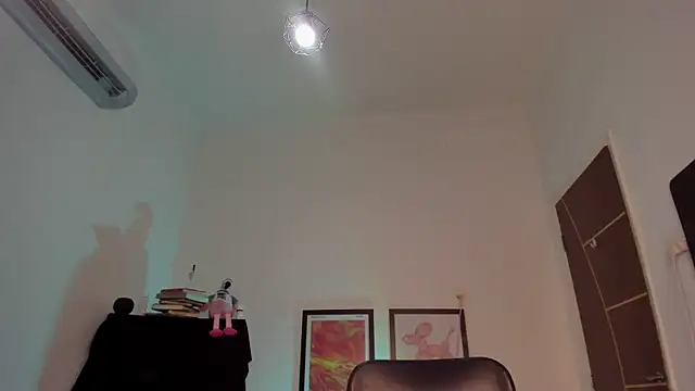 camille-rose Adlı Modelin Canlı XXX Sohbeti