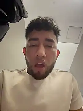 liam_bronw Webcamshow