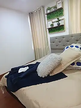 sasi_luna's Live XXX Chat