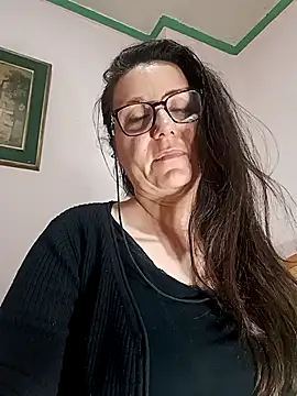 HAIRY_PUSSY_BIG Adlı Modelin Web Kamerası Şovu