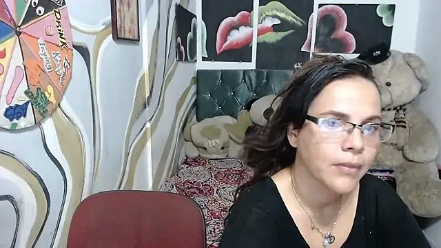 manzanahot9's Live XXX Chat