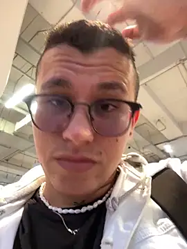 Kurtxxx22 Webcam show