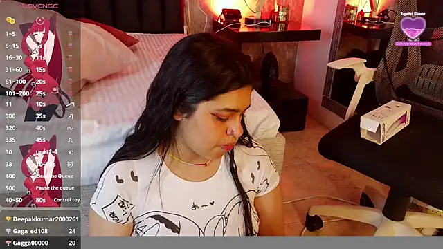 แชท XXX สดของ crystaldarliing