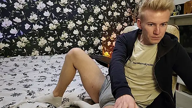 Vuitton 即時 XXX 聊天