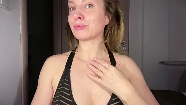 Chat +18 de RachellAmazing ao vivo