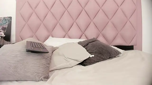 Chat XXX en directo de pretty_ariiel