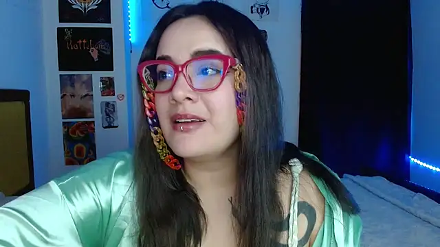 Nova-Satela Chat XXX live