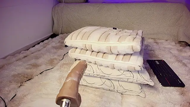 Онлайн чат XXX Madeline_Dreams