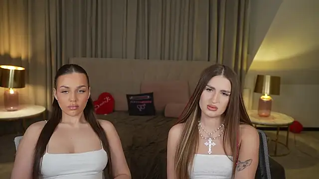 Goldie_Flame Live XXX-chat