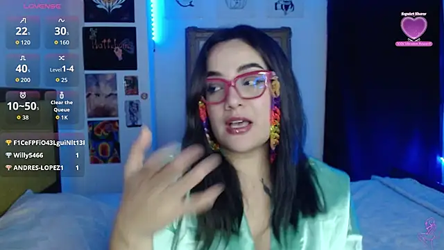 Nova-Satela Live XXX-chat