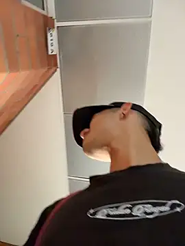 Show modela Drayking_ na web-kameri