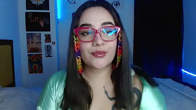 Chatroom XXX en direct de Nova-Satela