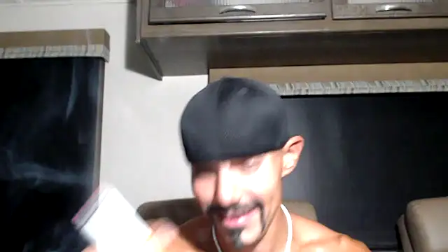 ThickD2C: απευθείας συνομιλία ΧΧΧ