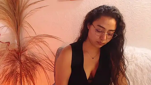 _Kim__M Live XXX Chat