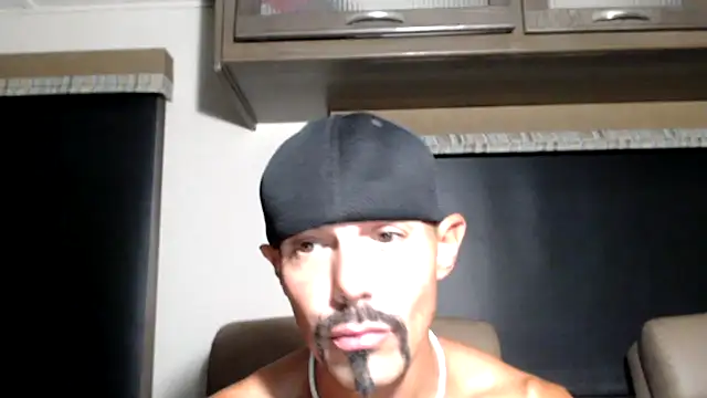 ThickD2C – webcam-show