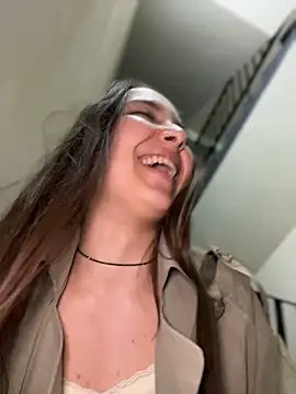 ICrazyOneIRL Adlı Modelin Canlı XXX Sohbeti