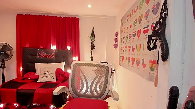 Sarah_teiku Chat XXX in diretta