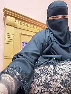 _Laiali_ Adlı Modelin Canlı XXX Sohbeti