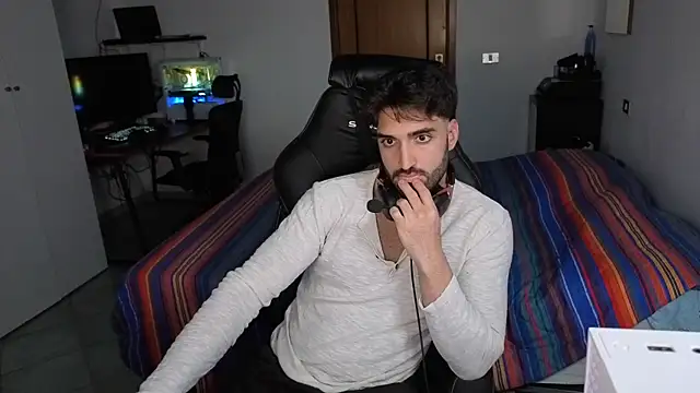 Al3xox02n Webbikameraesitys