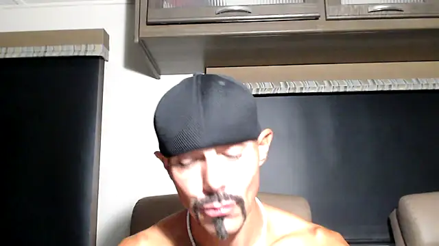 ThickD2C's Webcam Show