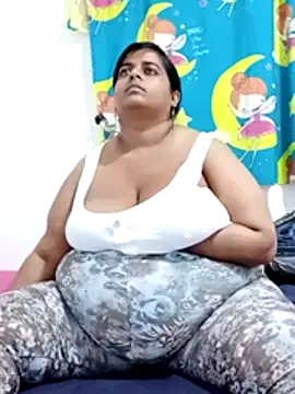 Chat +18 de SusanaEshwar ao vivo