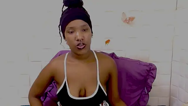 EroticSexyPrada Live XXX-chat