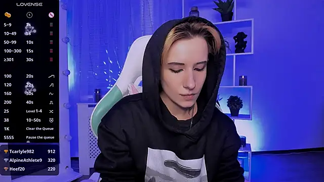 _Rein_ramm Adlı Modelin Canlı XXX Sohbeti