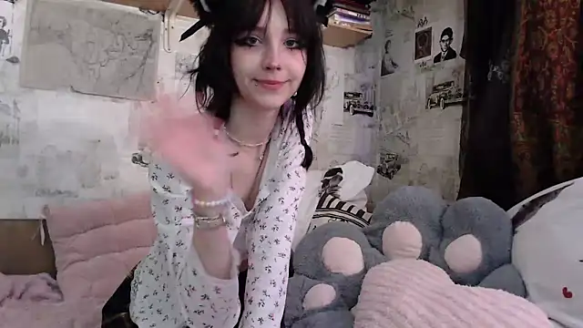 cloudgirrl Adlı Modelin Web Kamerası Şovu