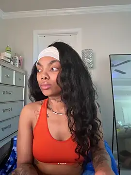 Chat XXX en directo de butterflybootyy