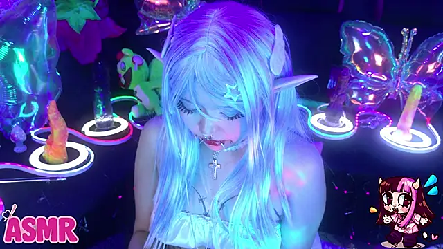 LaytonBox Live XXX Chat