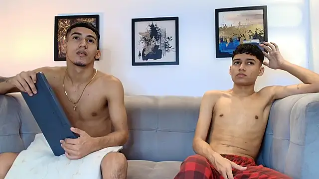 HORNY_PRETTYのウェブカメラショー