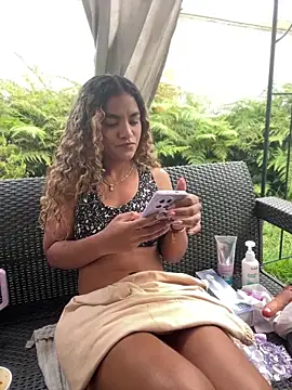 XXX chat uživo modela AngelPinkk_