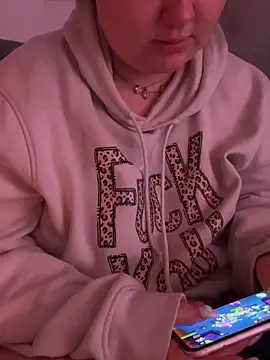 savageebny: απευθείας συνομιλία ΧΧΧ