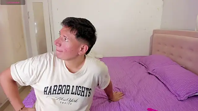 ethanandzoe Webcam-Show