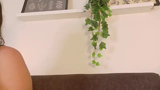 EngelStone: απευθείας συνομιλία ΧΧΧ