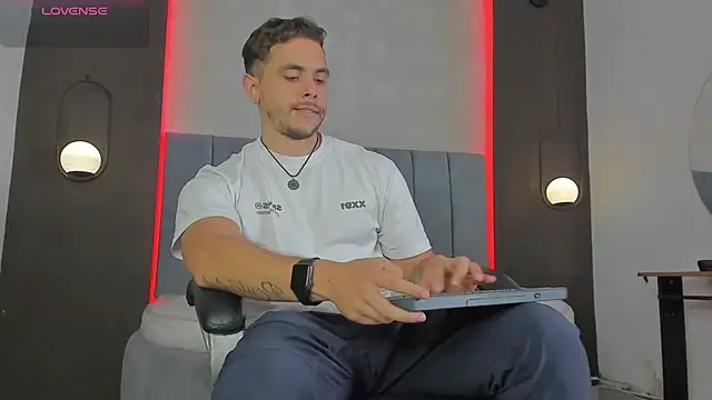 Show de Liam_walk_ na webcam