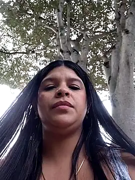 Layla-daring Live XXX-Chat