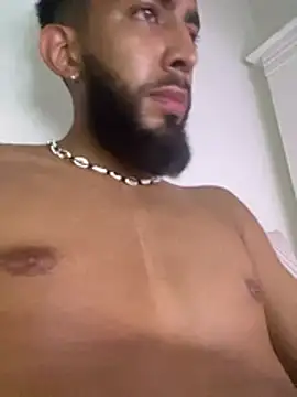 Zyan_Moratto webcam show