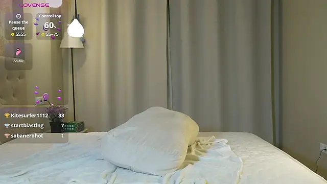 Chat +18 de Nayeomy ao vivo