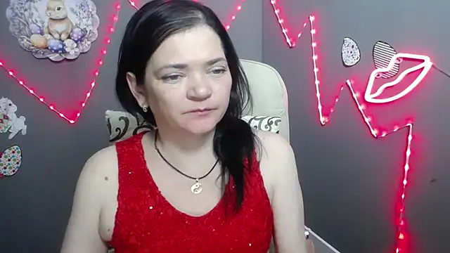 LauraFinn – Live XXX-chat