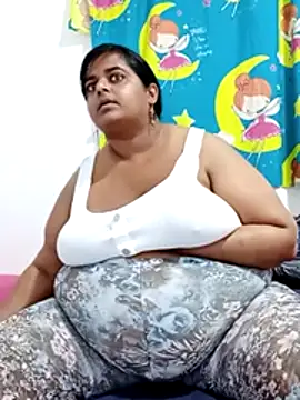 SusanaEshwar Adlı Modelin Canlı XXX Sohbeti