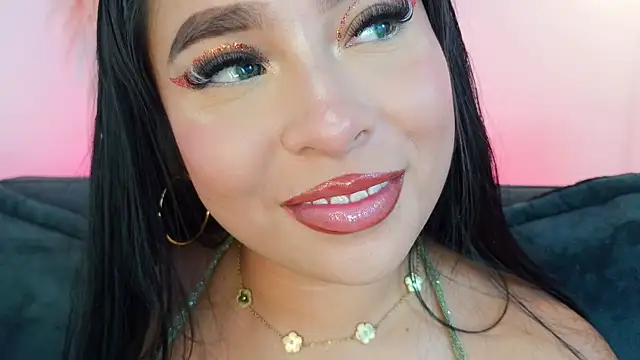 Chat XXX ao vivo de mia_roux1