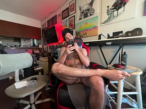 Pupscritch Show in webcam