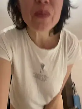 Živý XXX chat Kiramagic