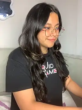 LilithRose_'s Live XXX Chat