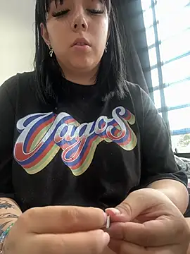 Encore_Angel Chat XXX in diretta