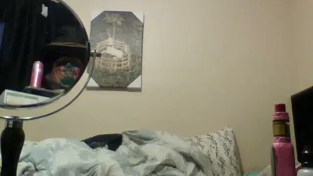 XXX chat uživo modela hailzeffn