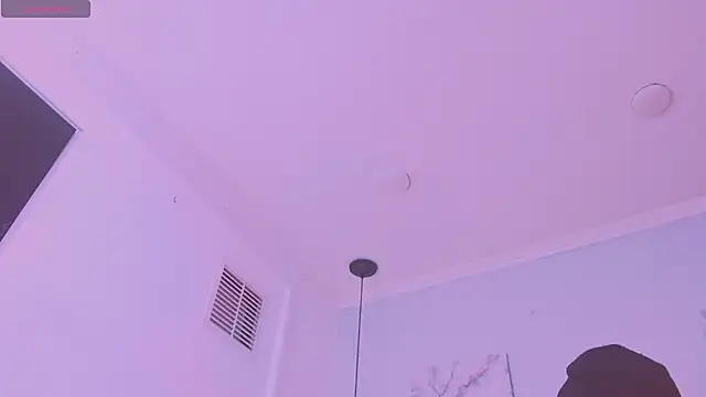 XXX chat uživo modela Santiago_Ortiz_